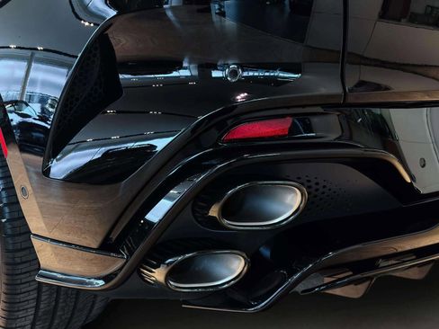 New 2026 Aston Martin DBX S image 49