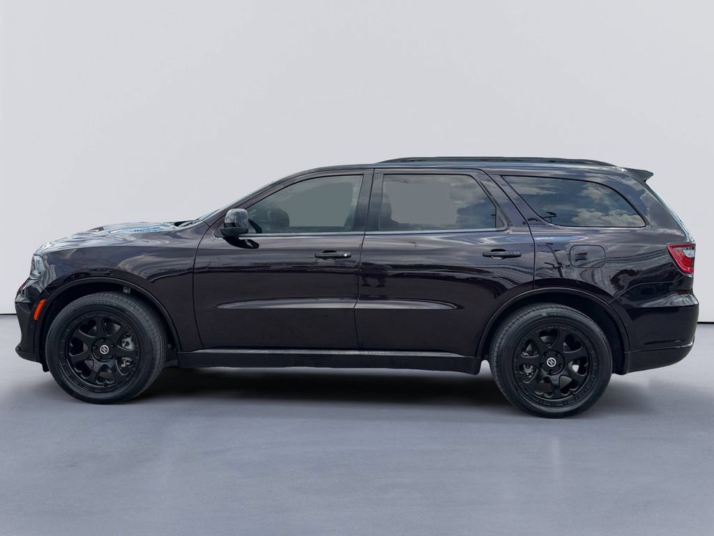 Used 2023 Dodge Durango R/T w/ Blacktop Package RWD image 6