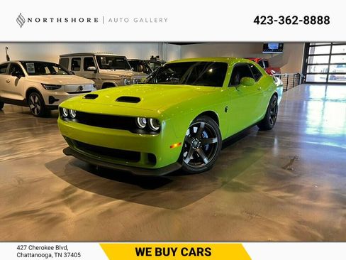 Used 2023 Dodge Challenger SRT Hellcat w/ Driver Convenience Group RWD image 1