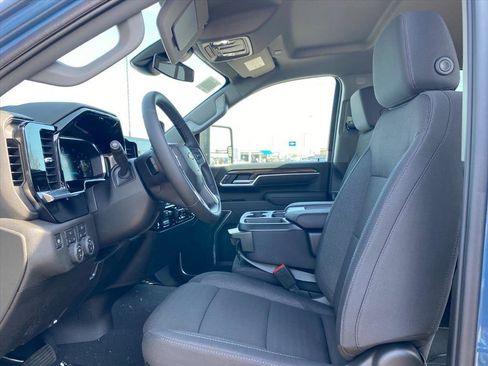 New 2026 Chevrolet Silverado 3500 LT image 14