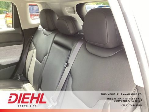 Used 2022 Jeep Compass Latitude AWD/4WD image 19