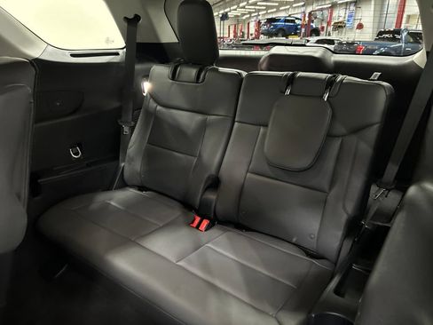 Used 2025 Ford Explorer Active w/ Active Comfort Package AWD/4WD image 28