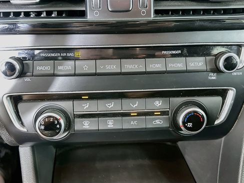 Used 2019 Kia Optima LX FWD image 24