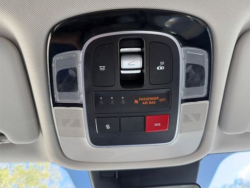 Used 2024 Hyundai Tucson Limited image 25