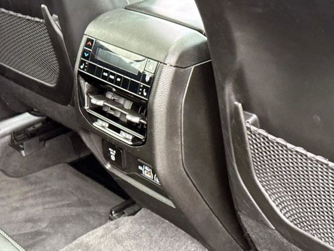 Used 2021 Jeep Grand Cherokee L Limited image 11