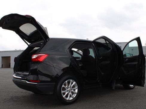 Used 2020 Chevrolet Equinox LT AWD/4WD image 18