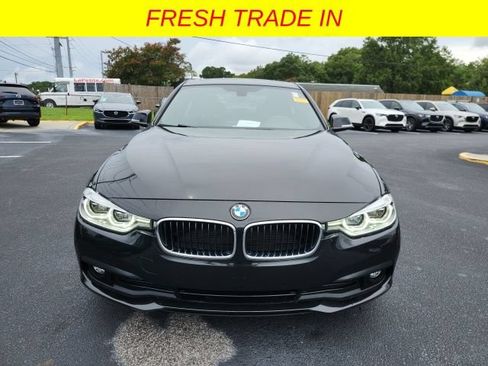 Used 2018 BMW 320i xDrive Sedan AWD/4WD image 13