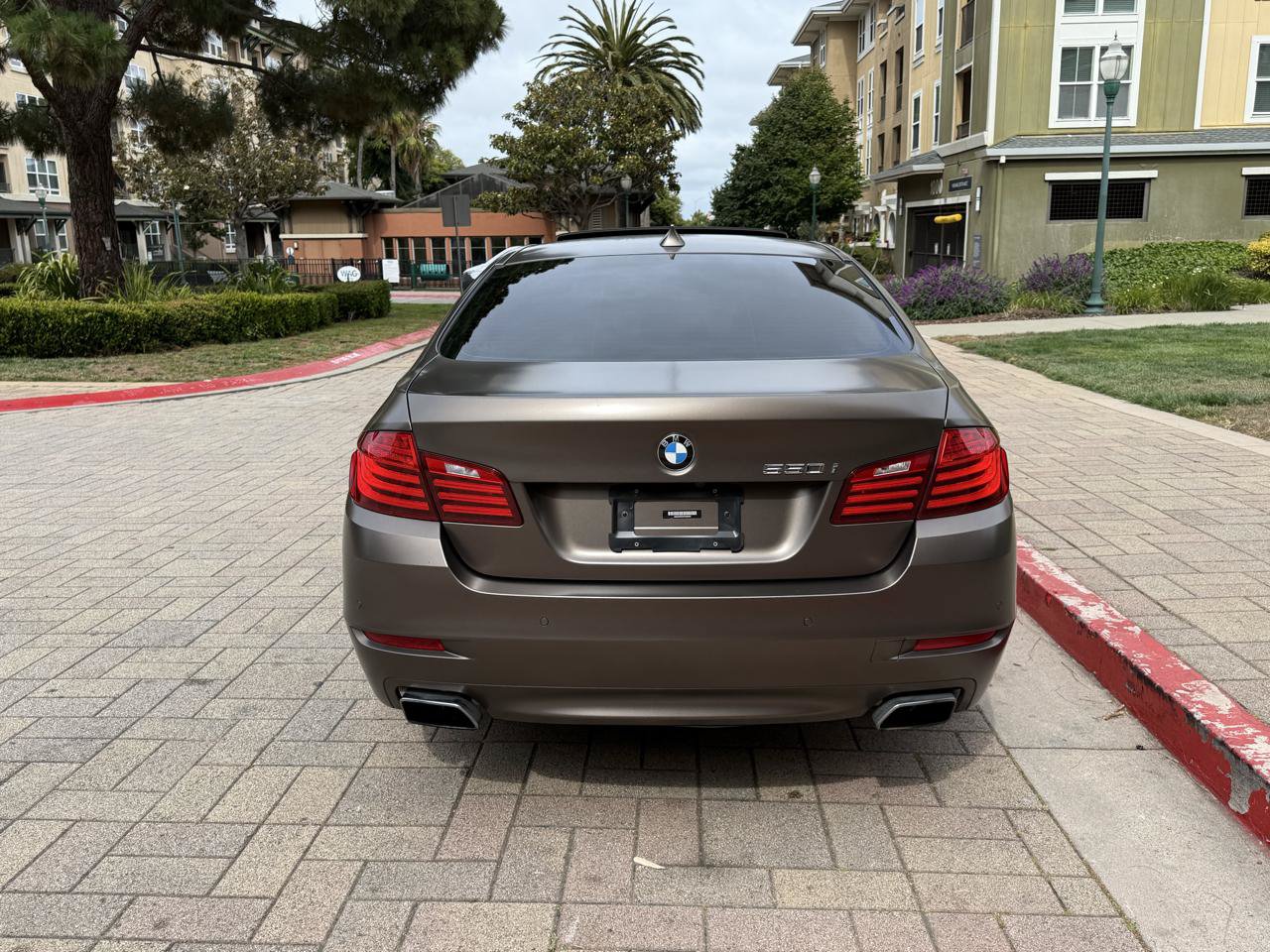 Used 2015 BMW 550i Sedan RWD image 10