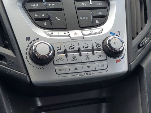 Used 2015 Chevrolet Equinox LT AWD/4WD image 24