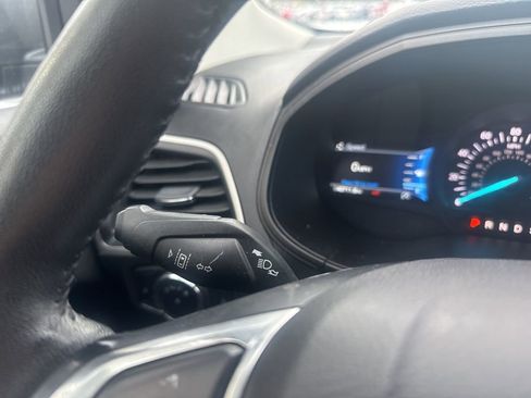 Used 2024 Ford Edge SEL image 20