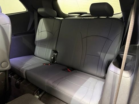 Certified 2023 Buick Enclave Essence w/ Experience Buick Package FWD image 26