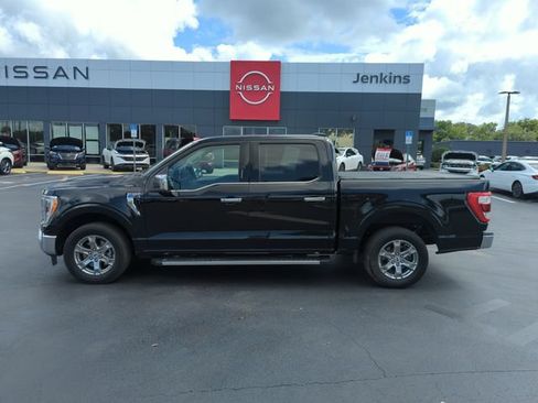 Used 2023 Ford F150 Lariat w/ Trailer Tow Package RWD image 11