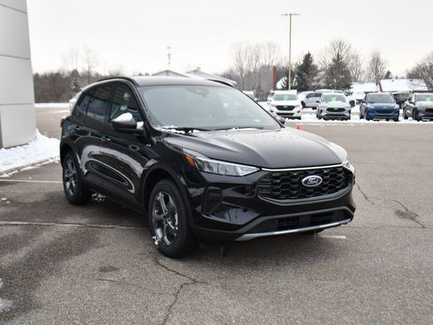 New 2026 Ford Escape ST-Line w/ Tech Pack #1 image 9
