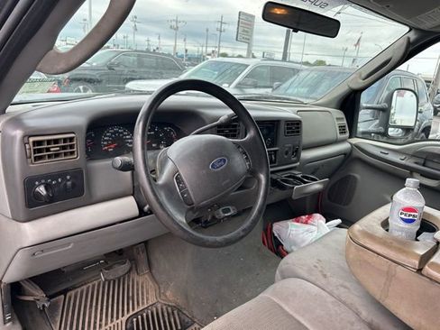Used 2004 Ford F250 XL RWD image 11
