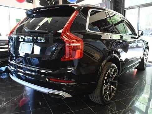 Used 2020 Volvo XC90 T6 Momentum w/ Protection Package Premier AWD/4WD image 14