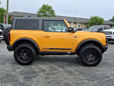 Certified 2021 Ford Bronco First Edition AWD/4WD image 7
