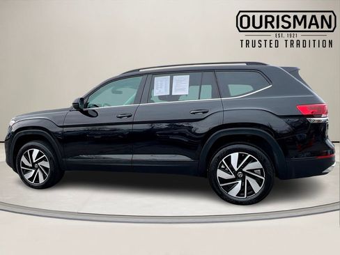 Certified 2026 Volkswagen Atlas SE image 3
