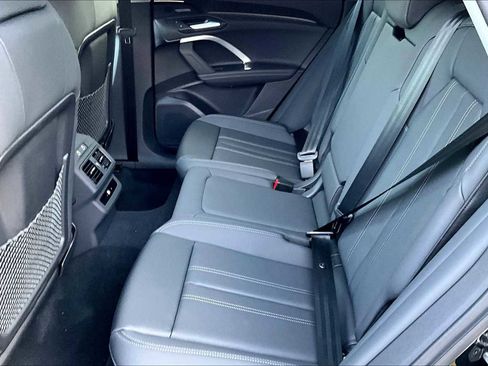 New 2025 Audi Q5 Premium Plus w/ Premium Plus image 19