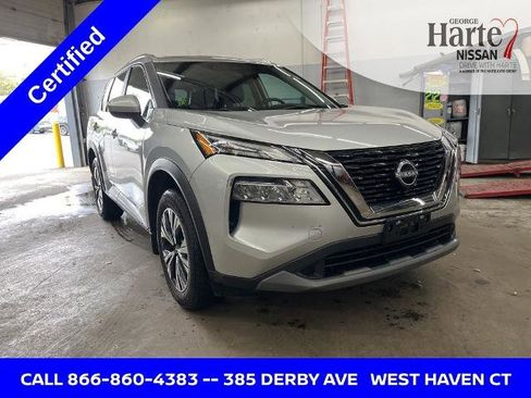 Certified 2023 Nissan Rogue SV w/ SV Premium B Package AWD/4WD image 3