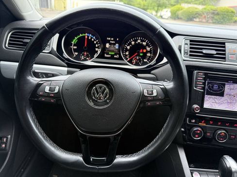 Used 2016 Volkswagen Jetta SEL Premium FWD image 22