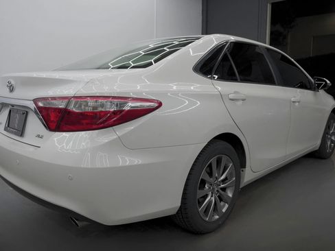 Used 2015 Toyota Camry XLE image 6