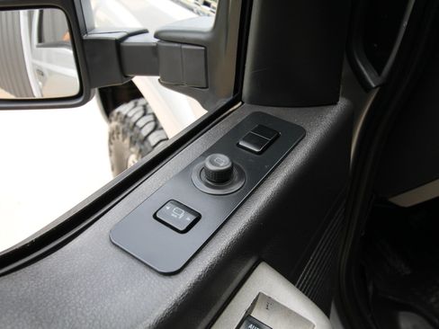 Used 2013 Ford F350 Lariat w/ Lariat Ultimate Pkg AWD/4WD image 21