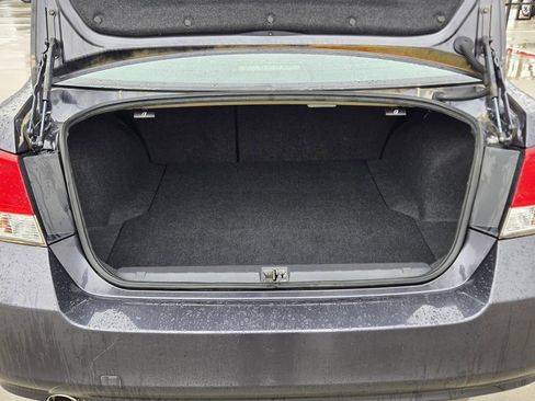 Used 2011 Subaru Legacy 2.5i Premium w/ All-Weather Pkg image 13