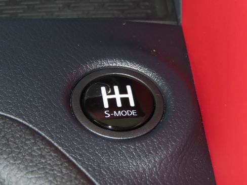 New 2026 Nissan Z Performance w/ Floor Mat Package image 37