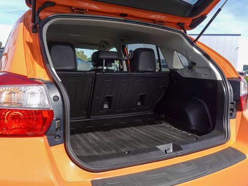 Used 2014 Subaru Crosstrek 2.0i Limited image 23