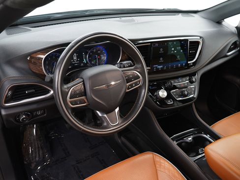 Used 2021 Chrysler Pacifica Pinnacle image 29