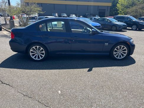 Used 2011 BMW 328i xDrive Sedan image 8