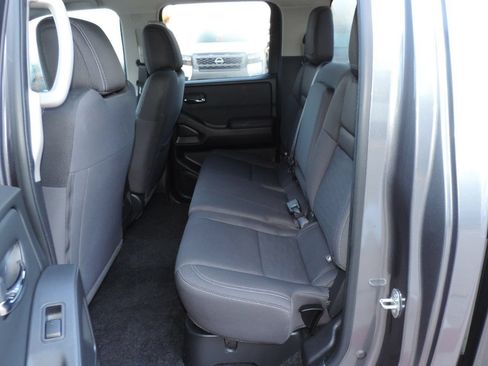 Certified 2023 Nissan Frontier SV w/ Graphics Package RWD image 19