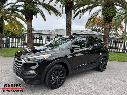 Used 2017 Hyundai Tucson Night w/ Cargo Package AWD/4WD image 7