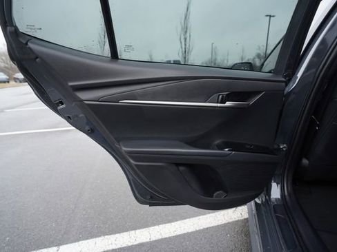 Used 2025 Toyota Camry SE image 15