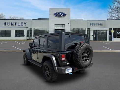 Used 2024 Jeep Wrangler Unlimited AWD/4WD image 5