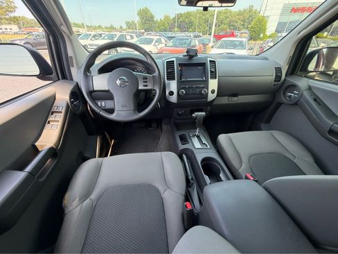 Used 2011 Nissan Xterra S AWD/4WD image 12