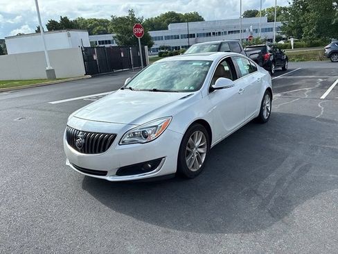 Used 2016 Buick Regal Premium w/ Driver Confidence Package #1 AWD/4WD image 15