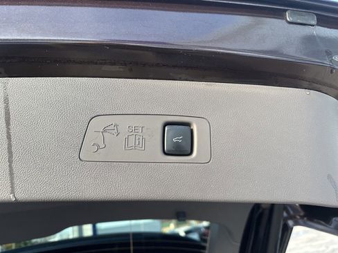 Used 2023 Lincoln Corsair Reserve image 40