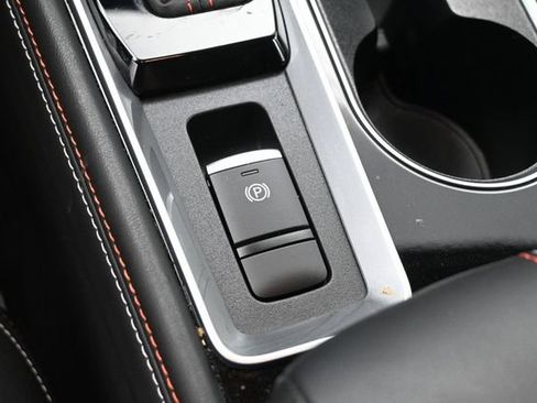 Used 2025 Nissan Altima 2.5 SR w/ SR Premium Package AWD/4WD image 30