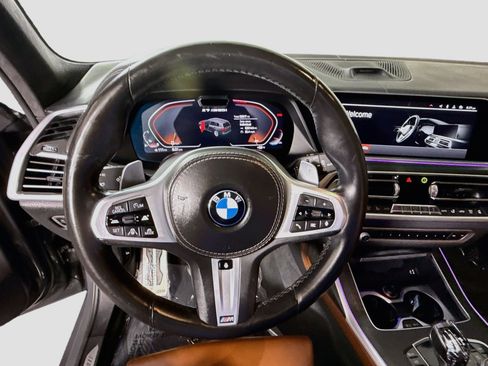 Used 2022 BMW X7 M50i AWD/4WD image 13
