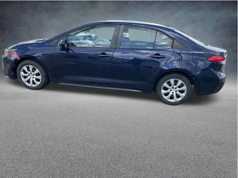 Used 2023 Toyota Corolla LE FWD image 22