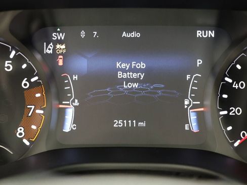 Used 2022 Jeep Compass Trailhawk w/ Sun and Sound Group image 17