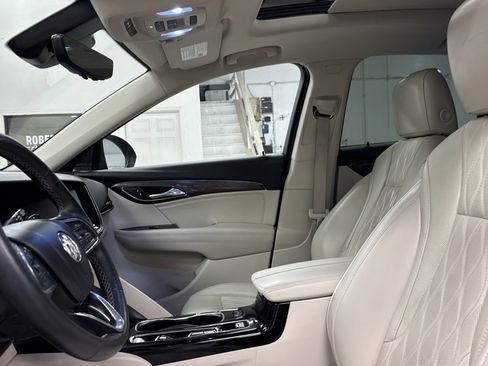 Used 2023 Buick Envision Avenir image 5