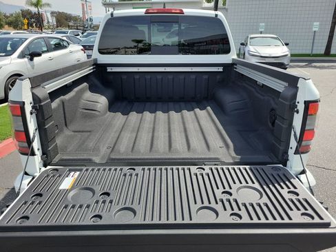 New 2026 Nissan Frontier PRO-4X w/ Pro Premium Package AWD/4WD image 15