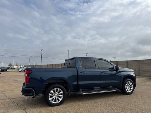Used 2022 Chevrolet Silverado 1500 Custom RWD image 24