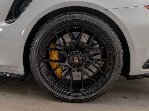 Used 2019 Porsche 911 Turbo S image 42