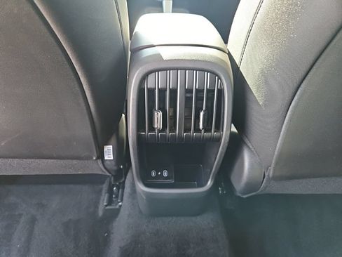 Used 2025 Hyundai Kona SEL FWD image 33