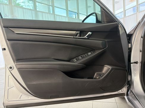 Used 2020 Honda Accord Sport image 13