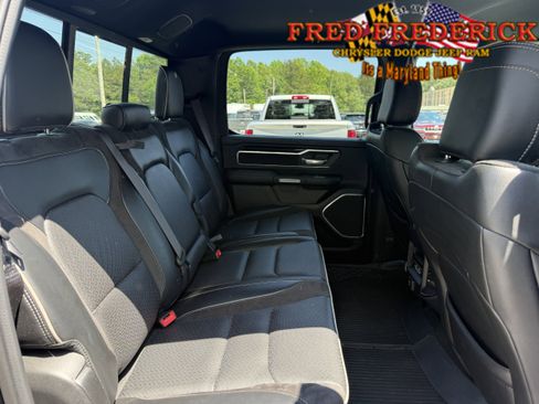Used 2022 RAM 1500 Laramie AWD/4WD image 17