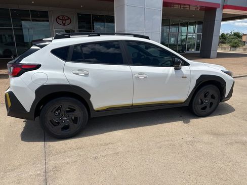 Used 2025 Subaru Crosstrek 2.5i Sport w/ Crosstrek Mirror Package AWD/4WD image 8